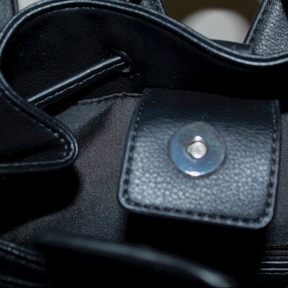 MUST GO ‼️ NWOT Calvin Klein black pleather backpack. Read description 👇